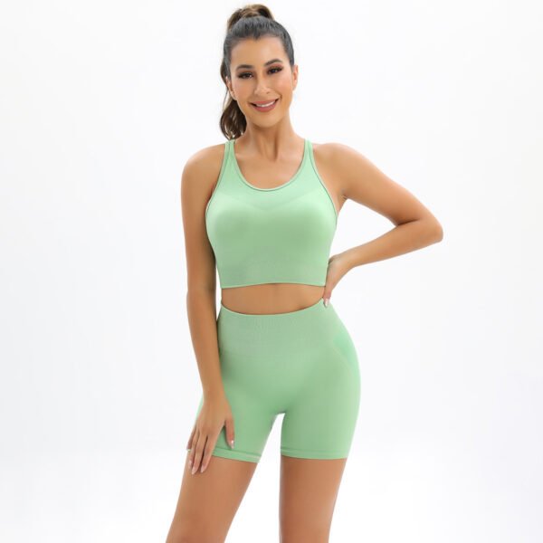 Seamless knitted back and buttocks yoga clothing suit sports running fitness clothing two-piece female